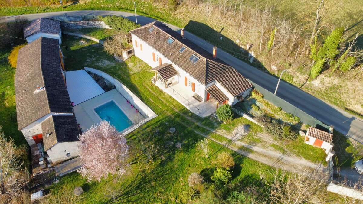 Maison à PONT-DU-CASSE