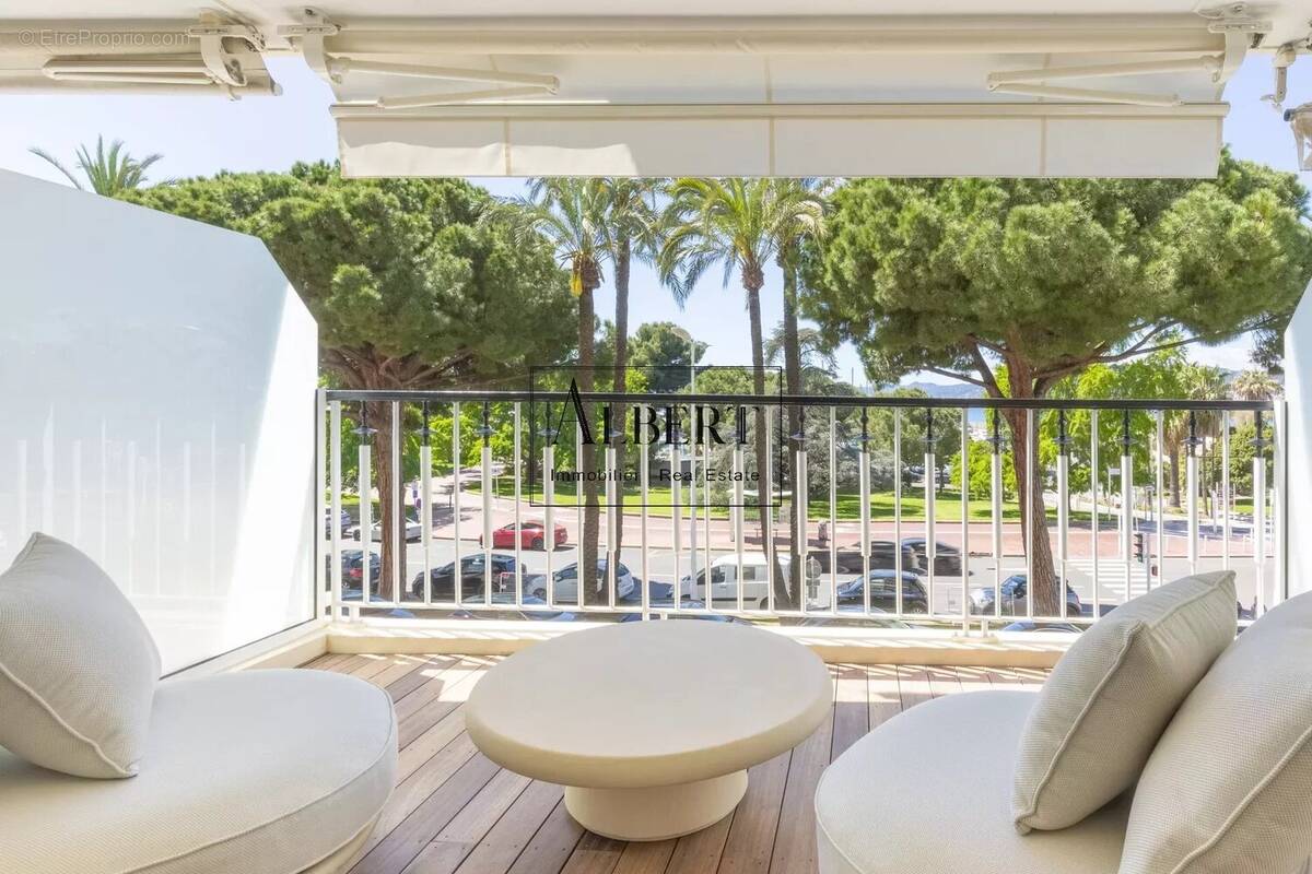 Appartement à CANNES