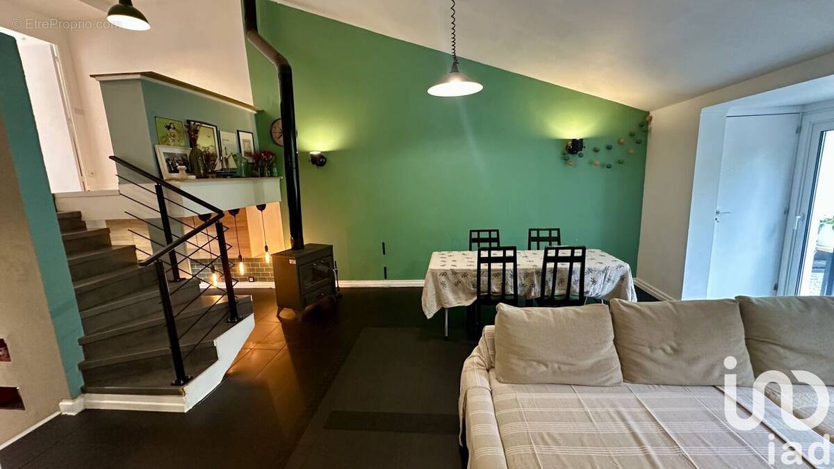 Photo 1 - Maison à SAVIGNY-LE-TEMPLE