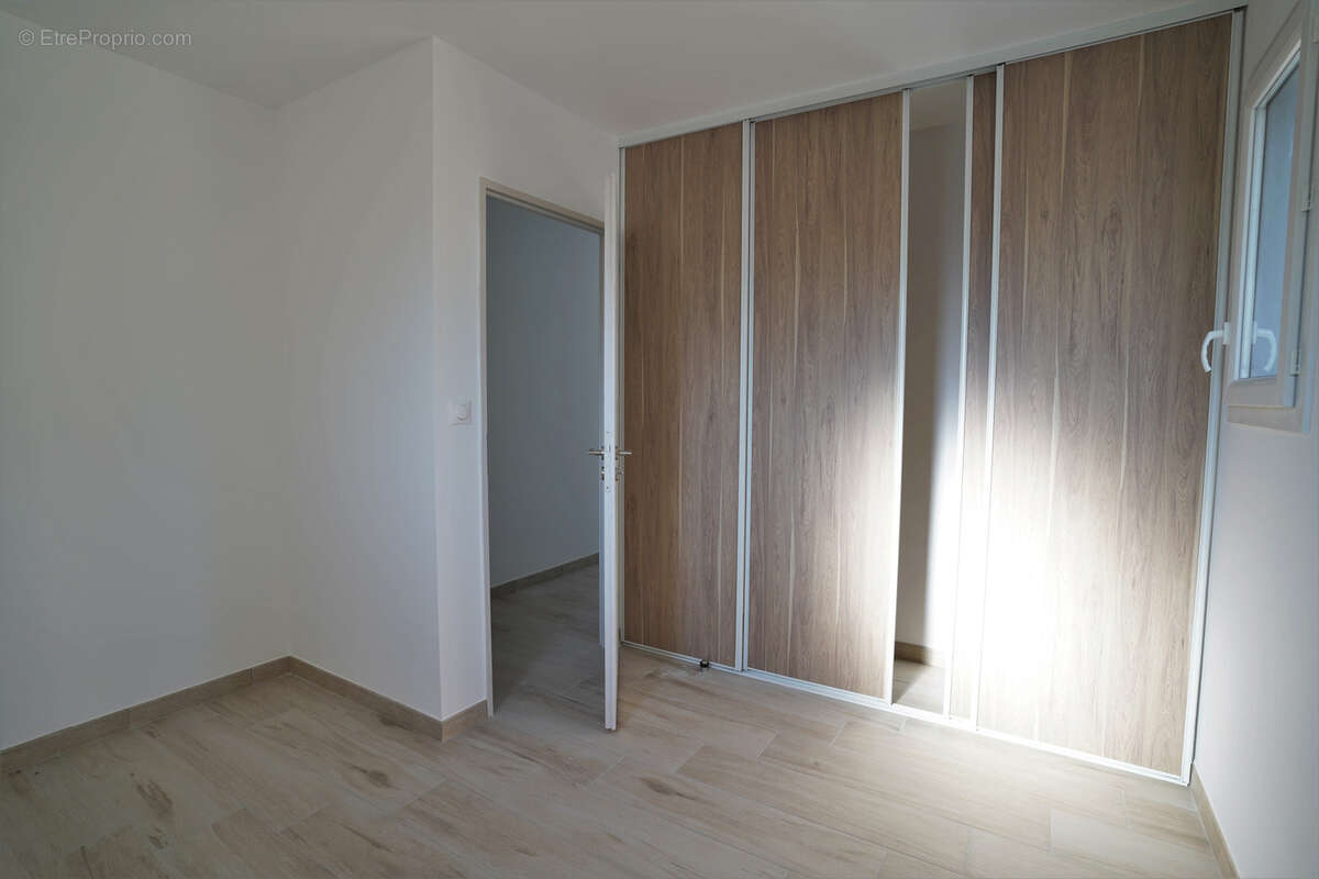 Appartement à VENTABREN