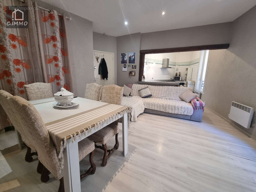 Appartement à CORNEILHAN