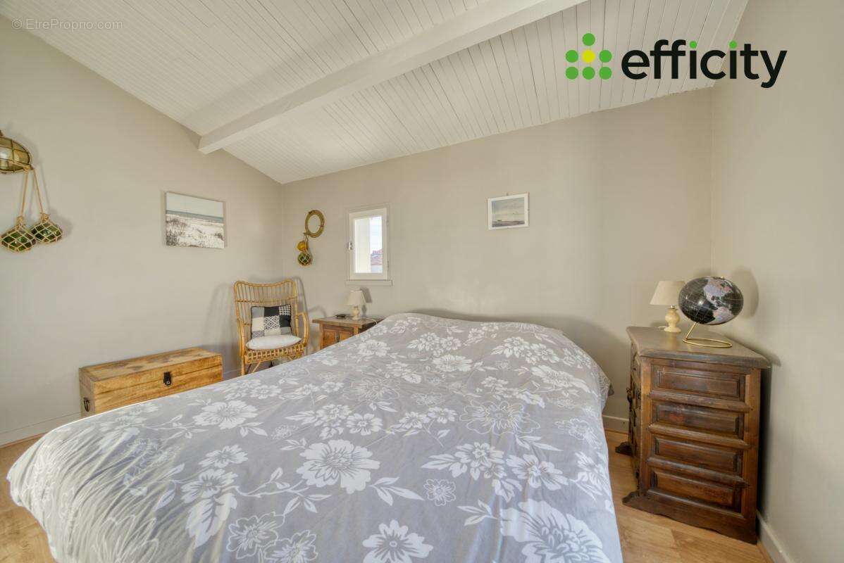 Appartement à SAINT-MARTIN-DE-RE