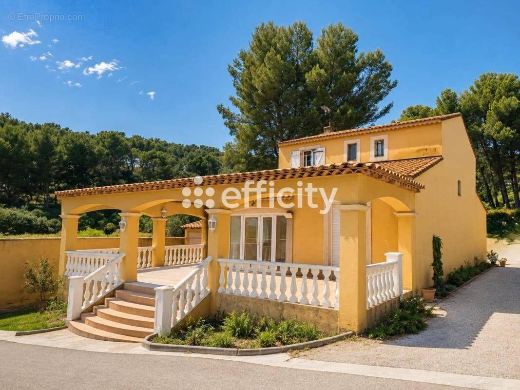 Maison à ROGNAC