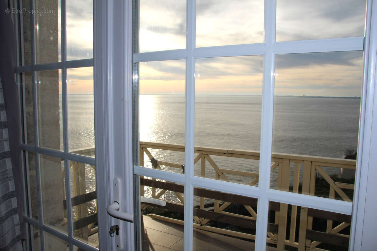 Appartement à MESCHERS-SUR-GIRONDE