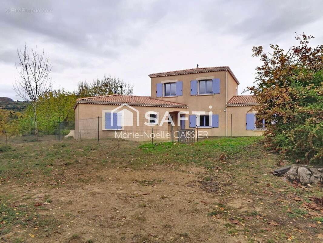 Maison 147 m² à Gilhoc-Sur-Ormeze  - photo 8