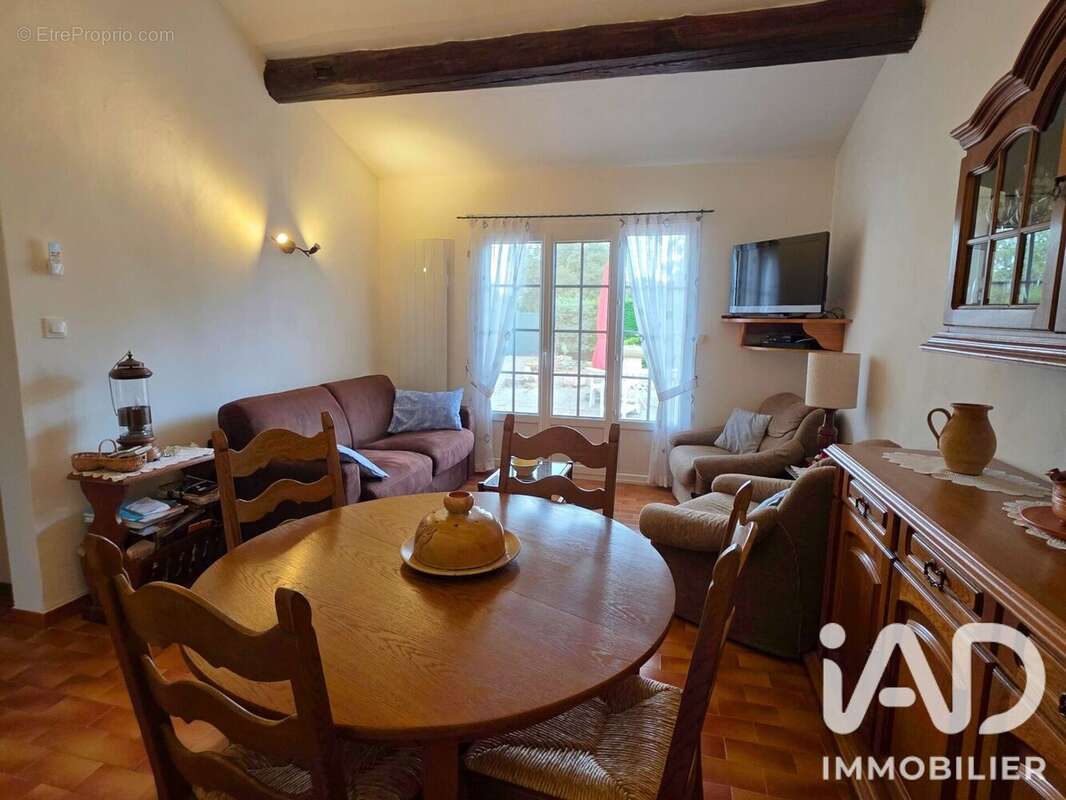 Maison 62 m² à Saint-Julien  - photo 7
