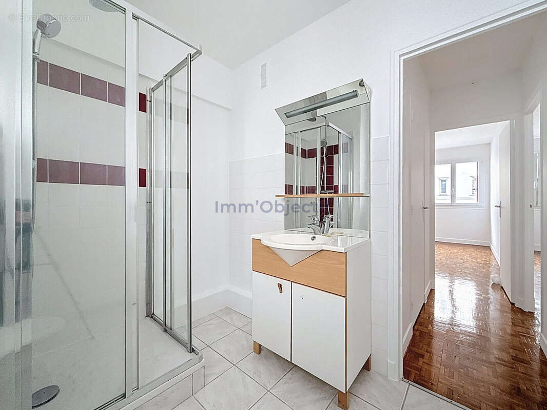 Appartement à PARIS-12E