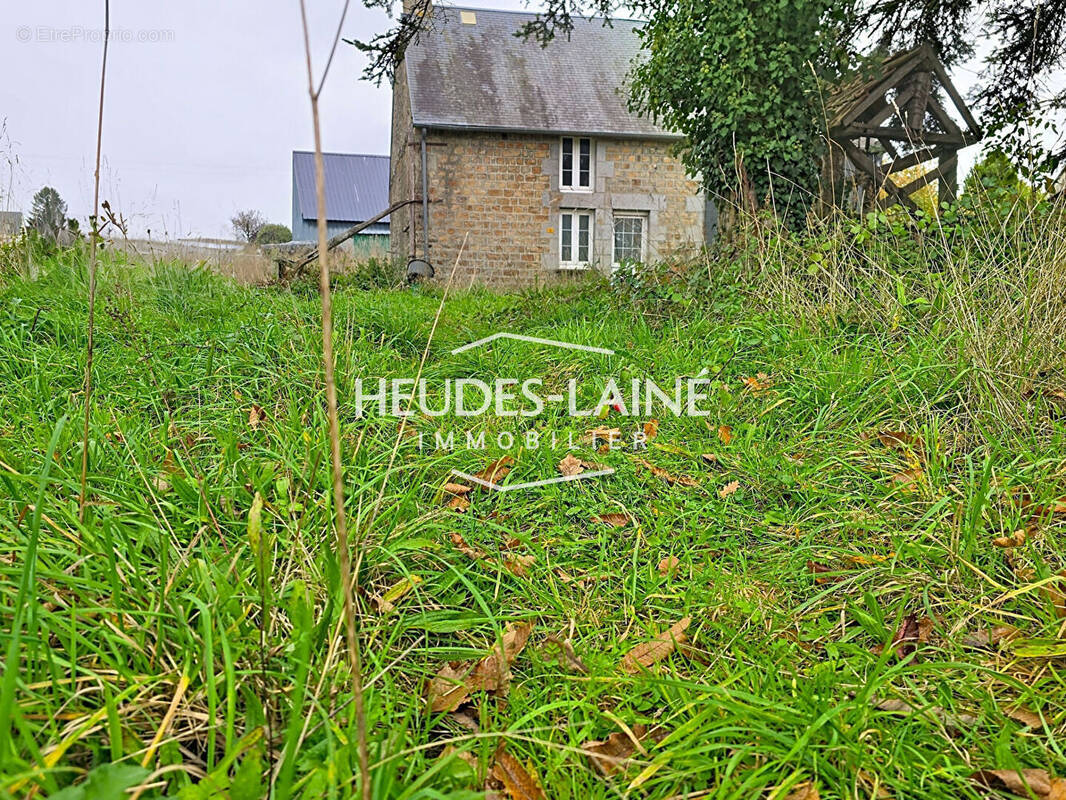 Maison à ISIGNY-LE-BUAT