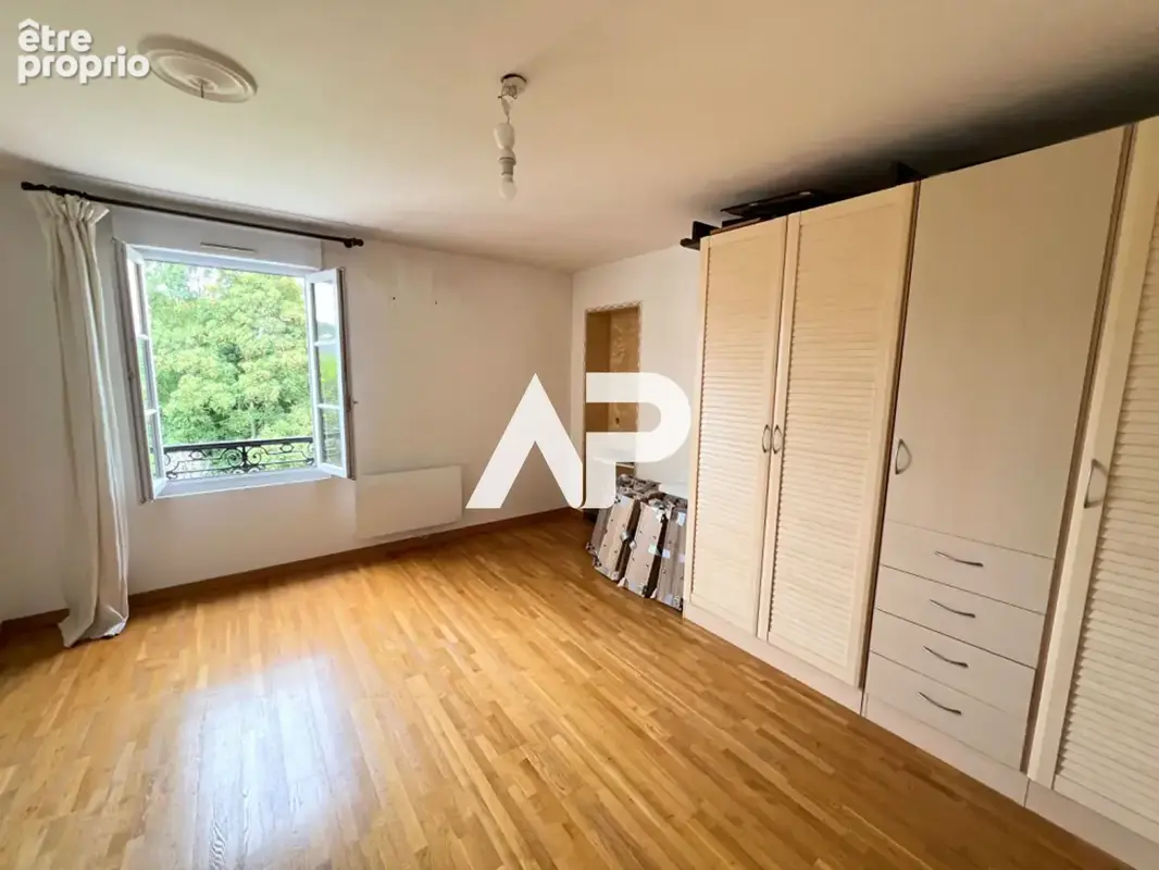 Appartement de charme au dernier étage. Calme, lumière et vue dégagée - photo 6