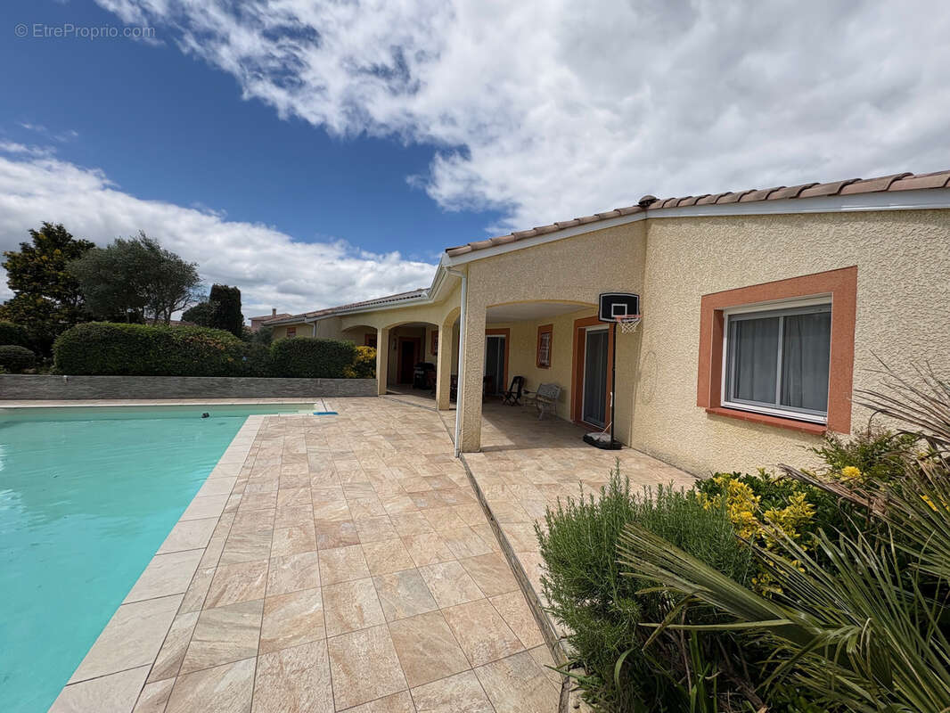 A VENDRE Maison T5 plain pied FROUZINS 31270 - photo 2