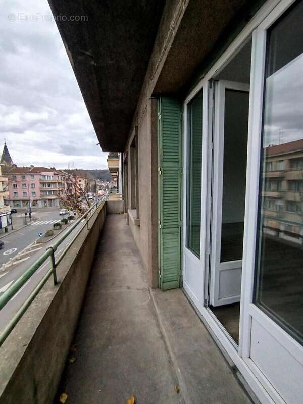   - Appartement à GIVORS