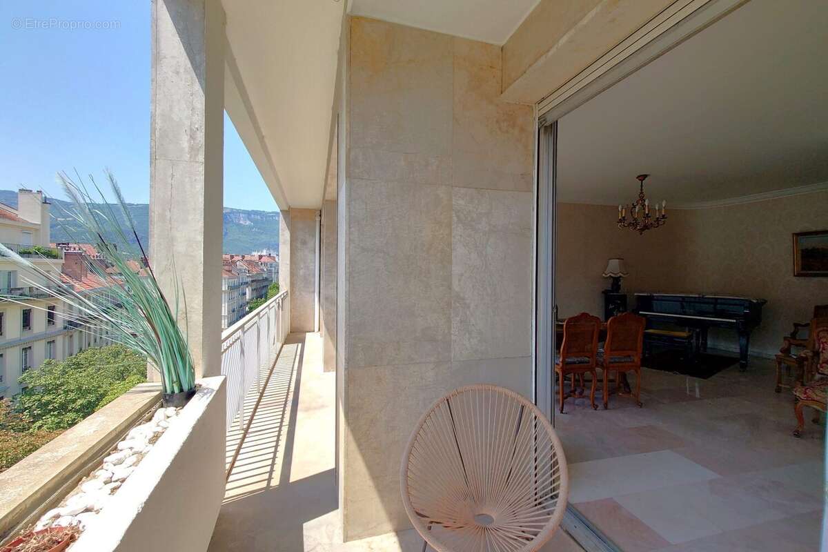 Appartement à GRENOBLE