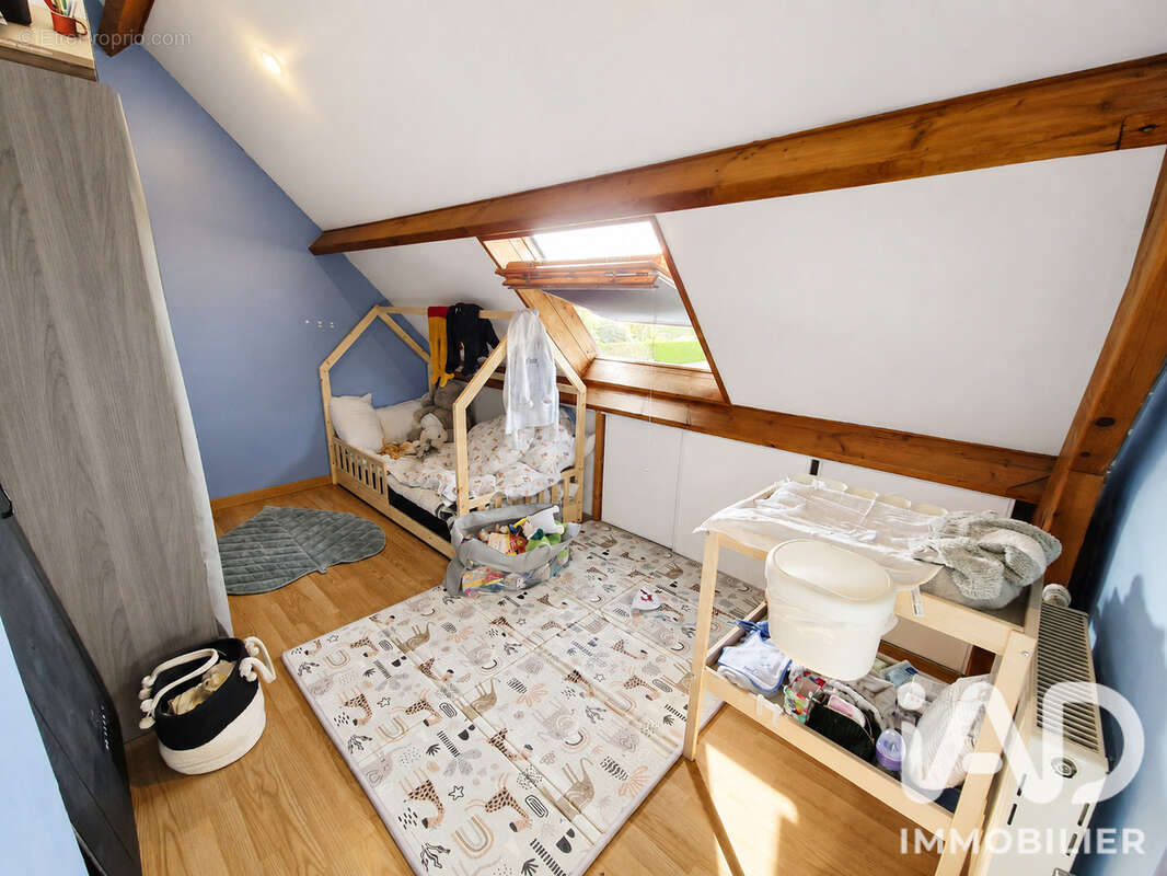 Maison 98 m² à Fontenay-Le-Pesnel  - photo 9