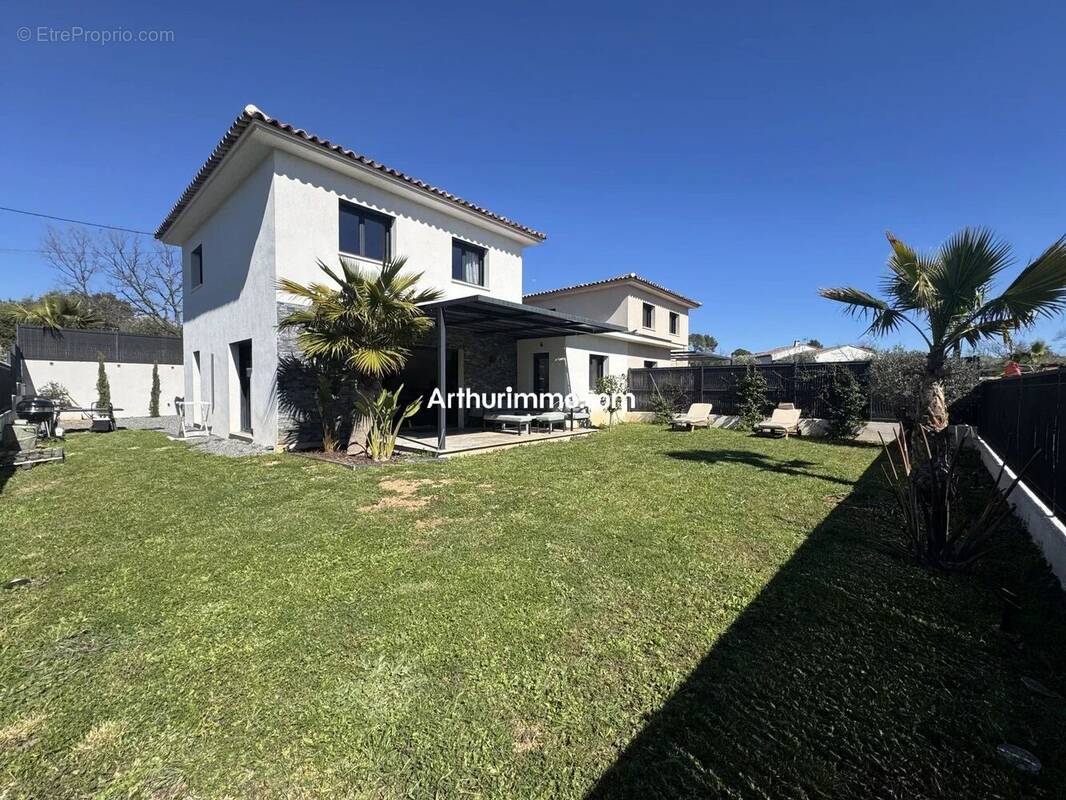 Maison à TRANS-EN-PROVENCE