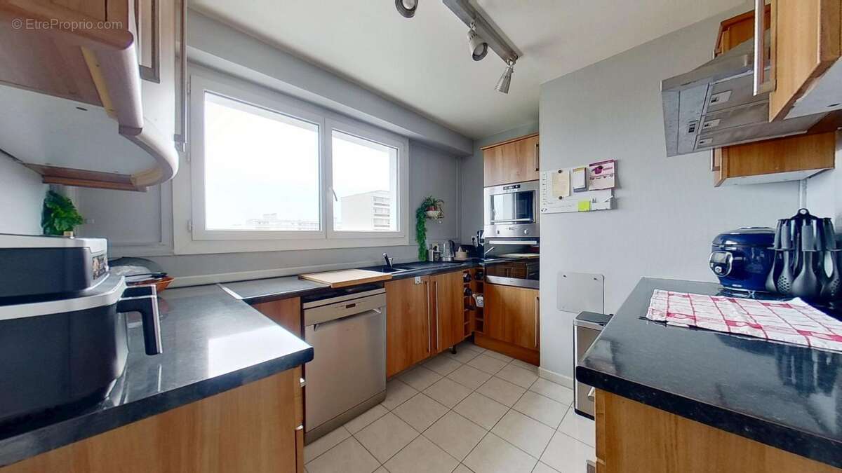 Appartement à RILLIEUX-LA-PAPE