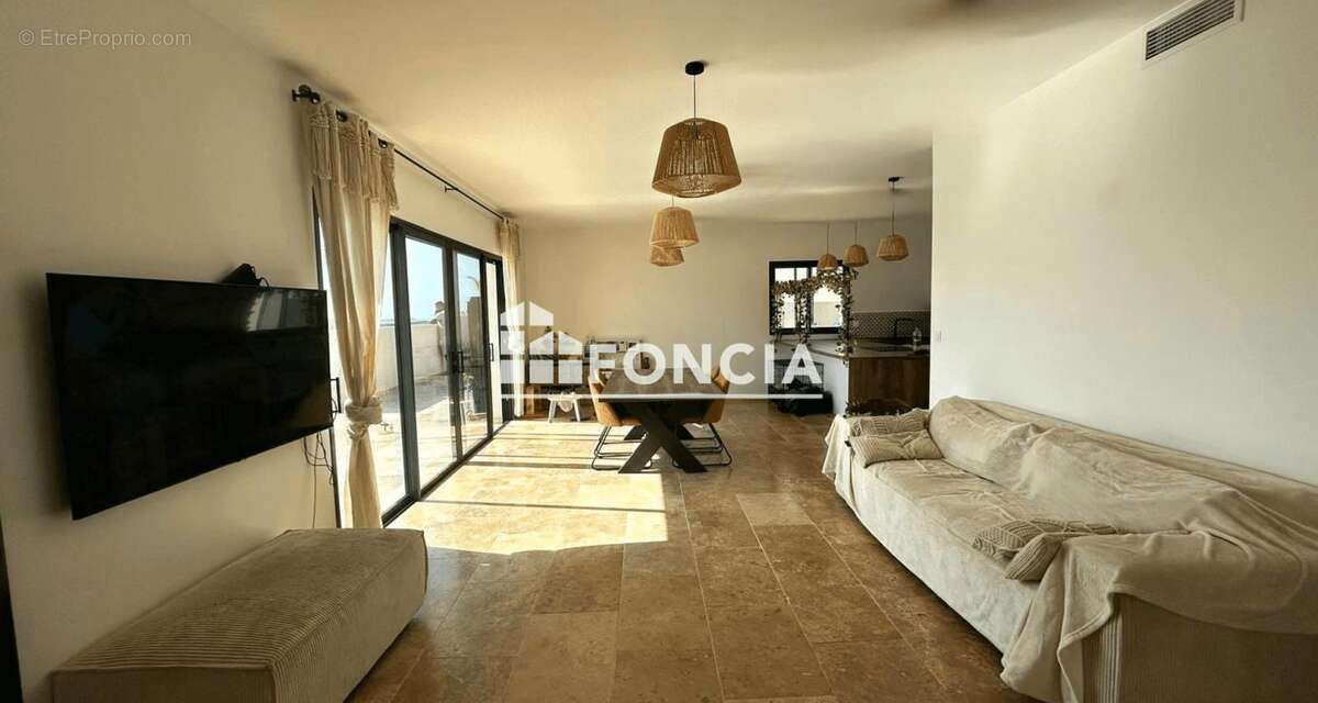 Villa contemporaine avec vue sur étang de Bages - photo 2