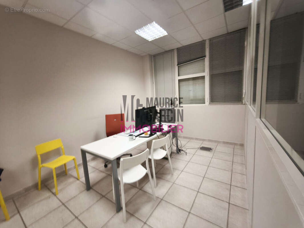 Commerce à CARPENTRAS