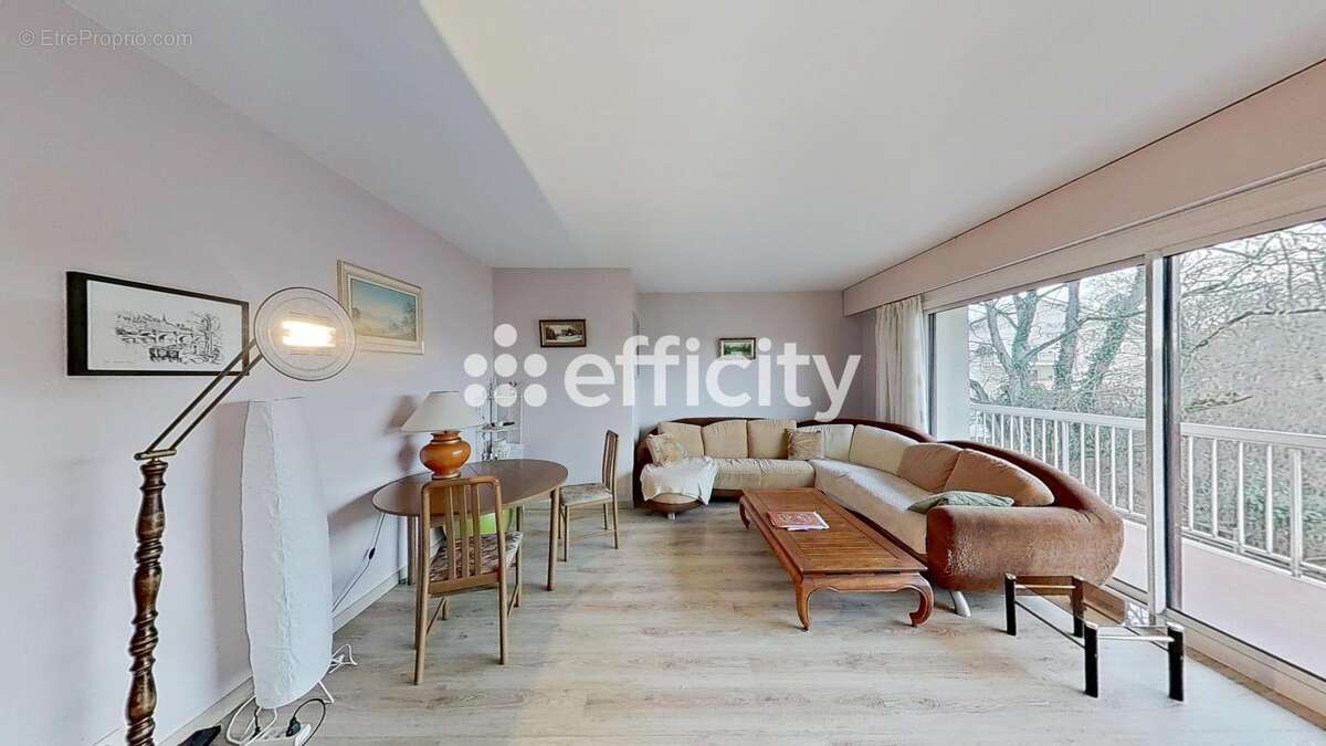 Appartement à FERNEY-VOLTAIRE