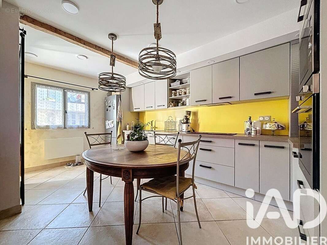 Photo 2 - Maison à MARSEILLE-15E