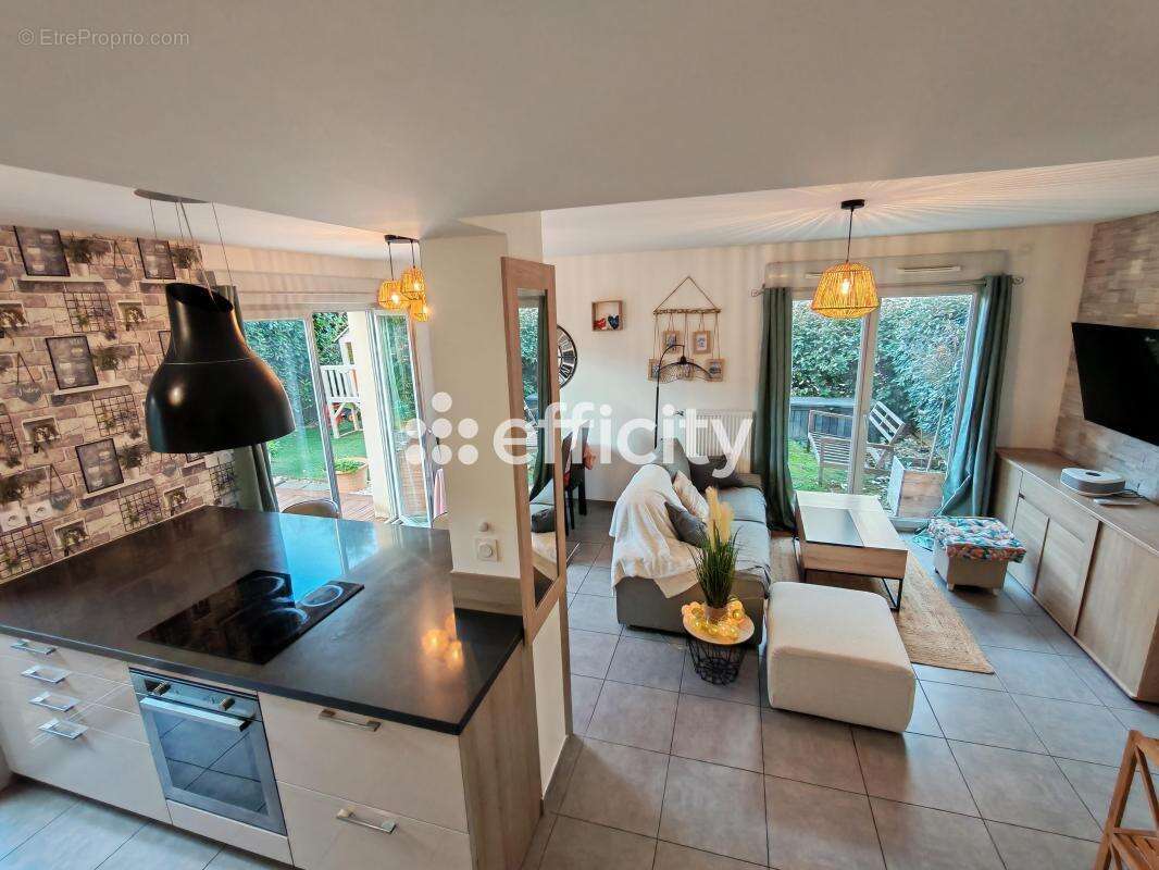 Appartement à CHASSIEU