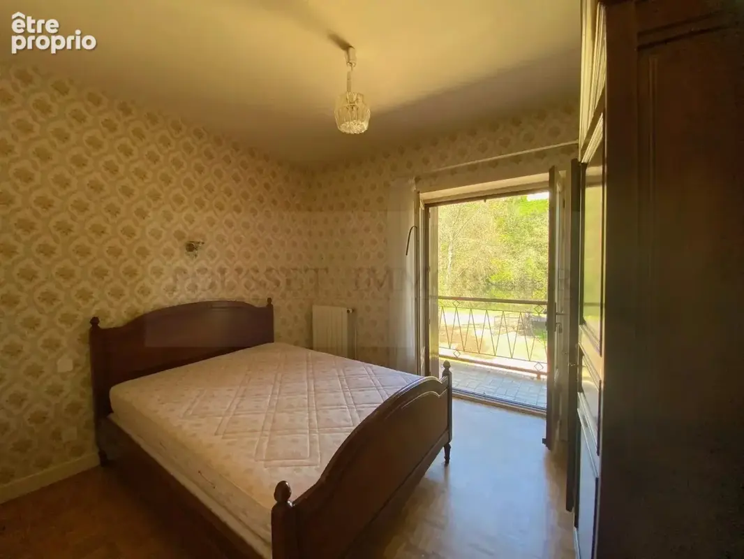 Jolie maison avec jardin de 1482 m². a proximite immediate d'un village medieval tous commerces (46700) - photo 11