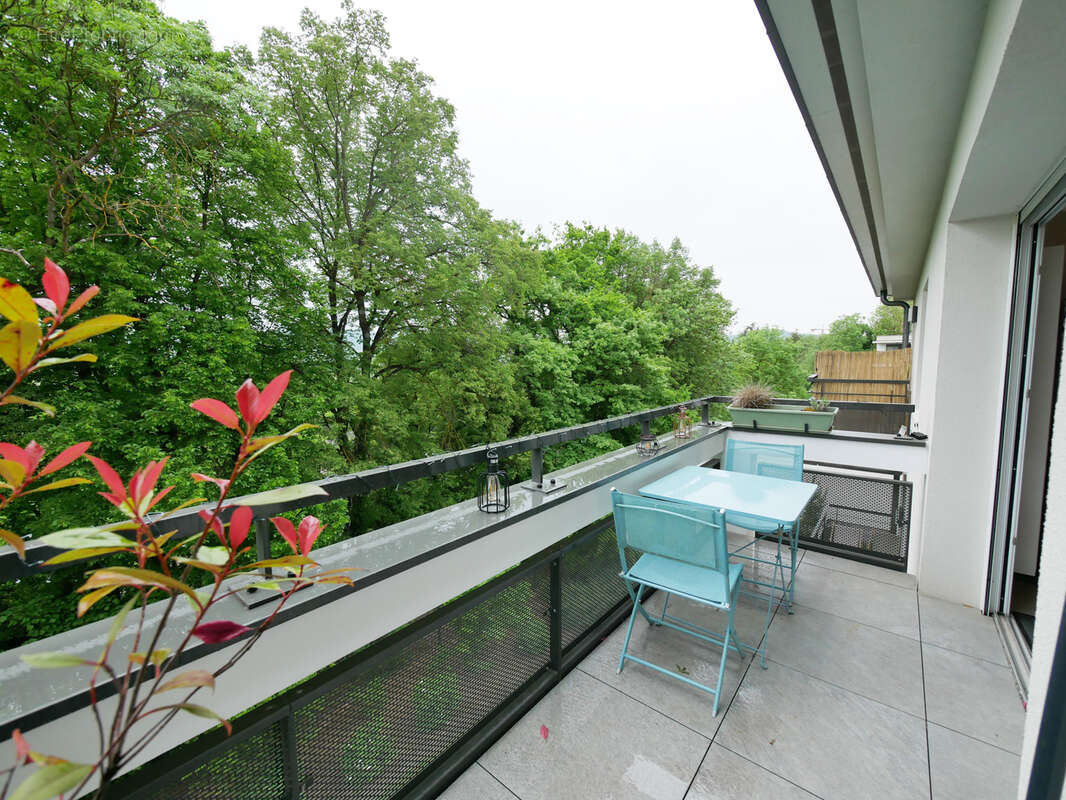 Appartement à MEYTHET