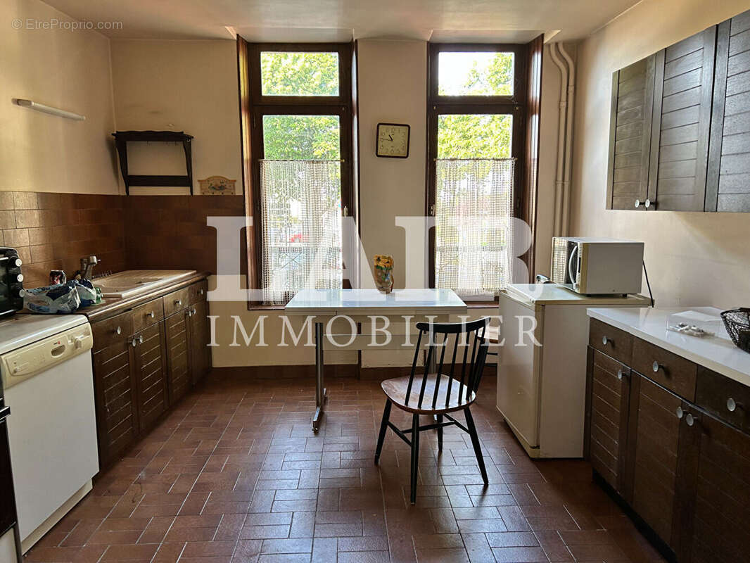 Maison bourgeoise  en centre ville d'Argentan ref T14654 - photo 7