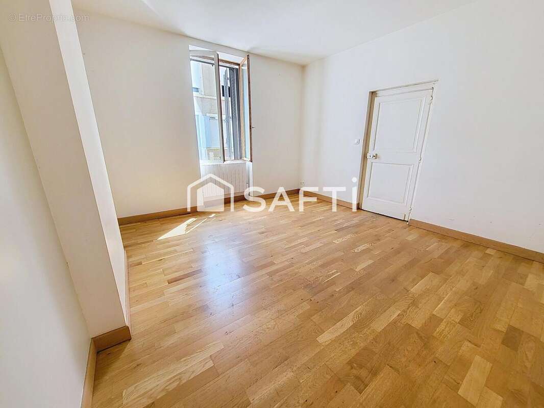 Photo 2 - Maison à DUN-SUR-AURON