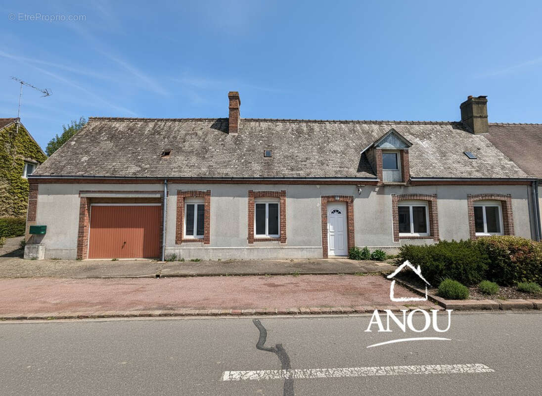 Maison à LUIGNY