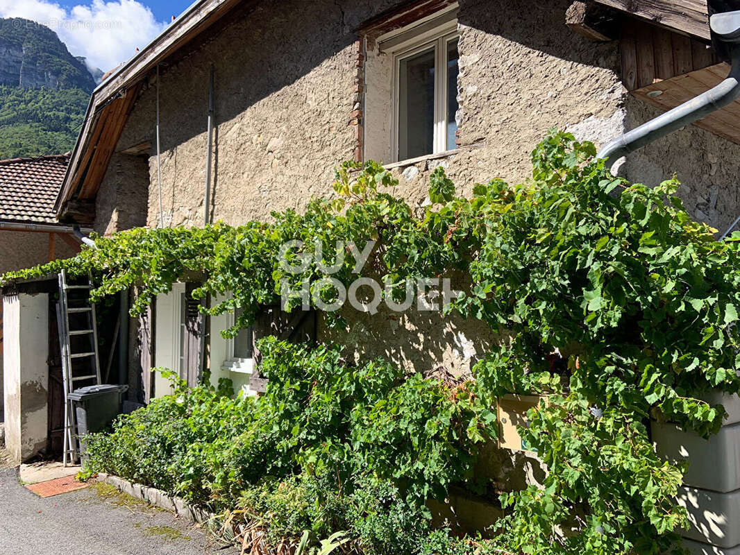 Maison à CHAPAREILLAN