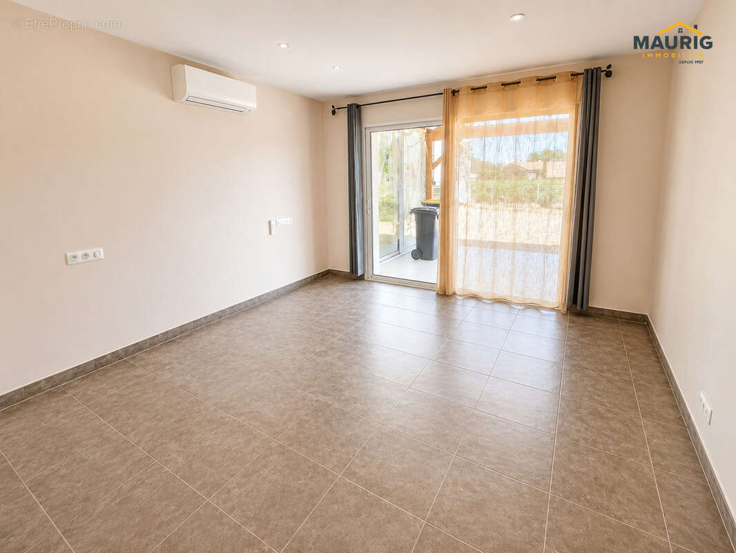 Maison récente de plain-pied   102 m2   nomre PMR - photo 5