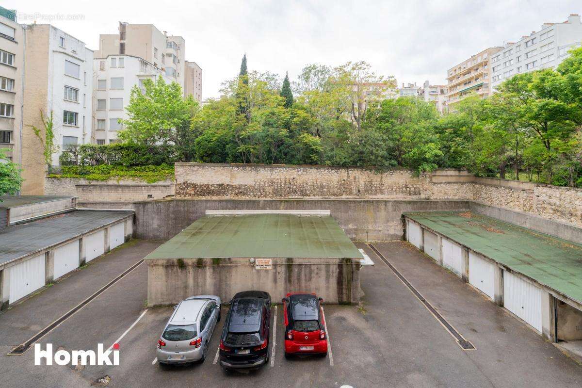 Appartement à MARSEILLE-8E
