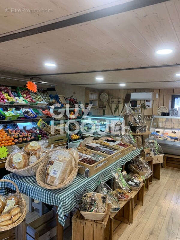 Commerce à MONTSAUCHE-LES-SETTONS