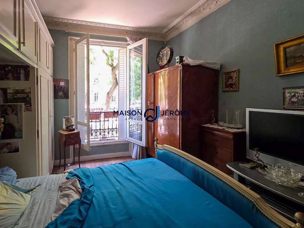 Paris 11ᵉ – avenue philippe-auguste – appartement 3 pièces de 62,06 m² à rénover – ascenseur et cave - photo 9