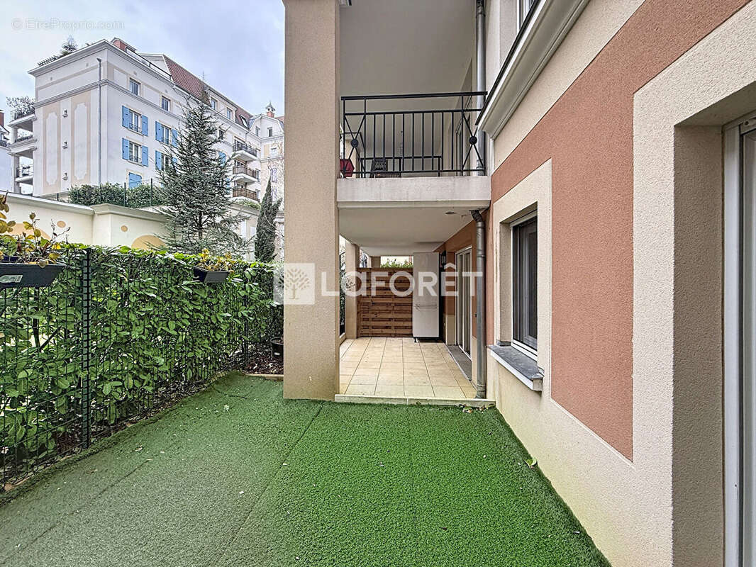 Appartement à LE PLESSIS-ROBINSON