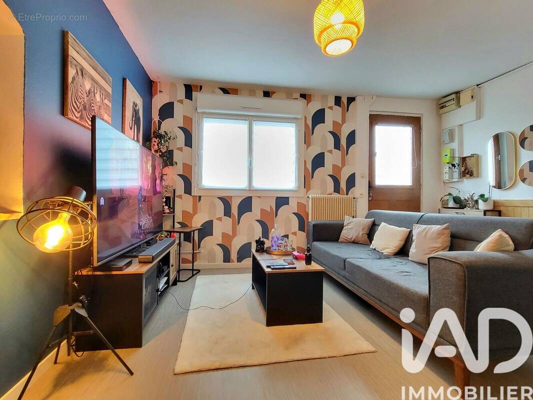 Photo 1 - Maison à CHATELLERAULT