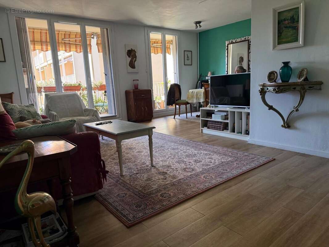 Appartement à MARSEILLE-12E