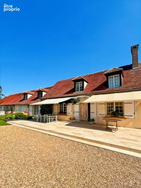 Maison à POULAINES