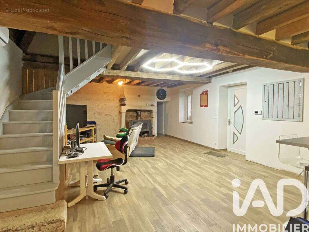 Photo 6 - Maison à LES MONTILS