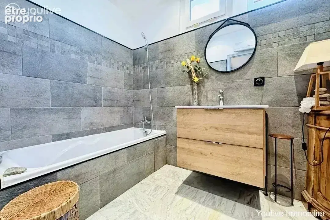 Appartement T3 entièrement rénové – Quartier Sud de Bastia - photo 13