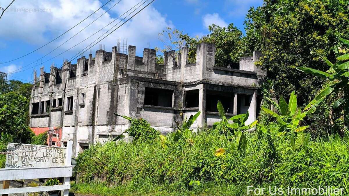 Appartement à LAMENTIN