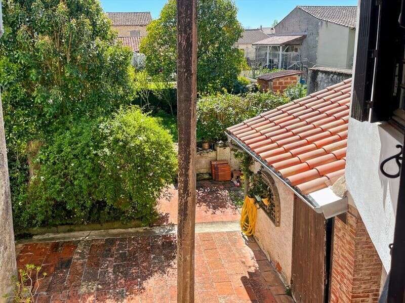 Maison à SAINT-CLAR