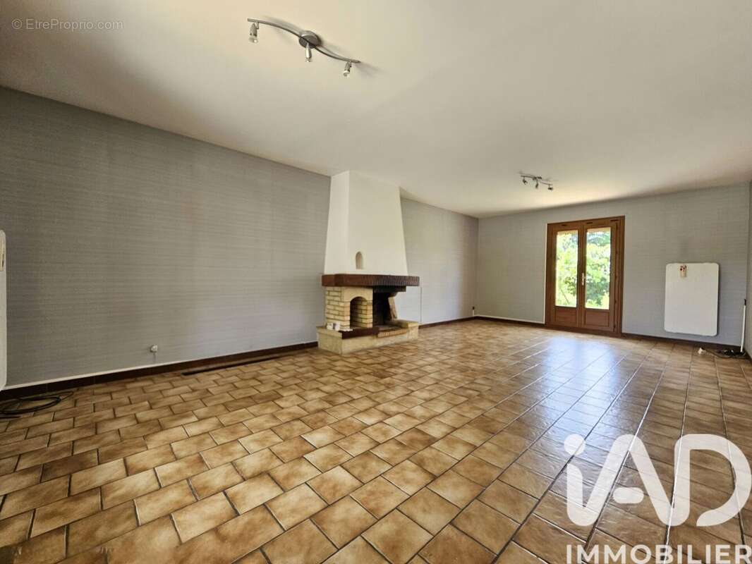 Photo 2 - Maison à MAINTENON