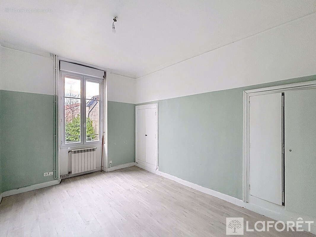 Appartement à COURTHEZON