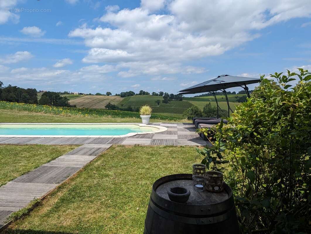 Ancienne ferme avec 6 chambre en très bonne état sur plus d'un hectare - photo 33