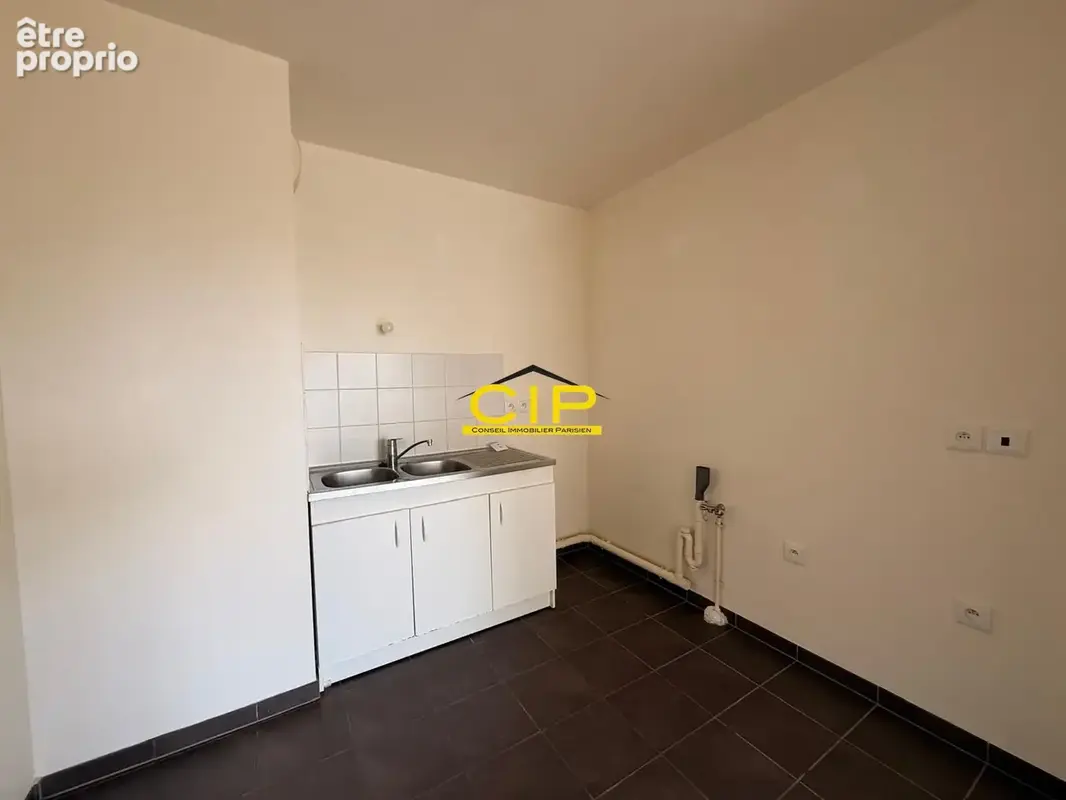 Appartement 2 pièces 44 m² à vendre à Lieusaint (77127) - photo 3