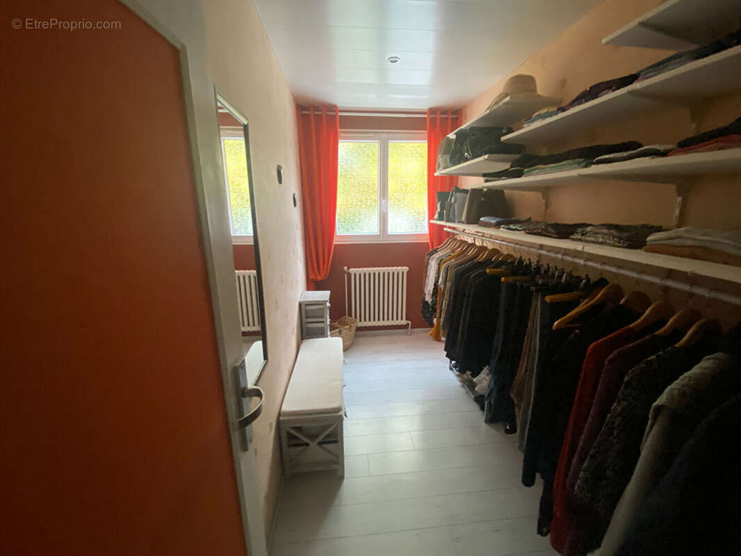 Maison à ORMOY-VILLERS