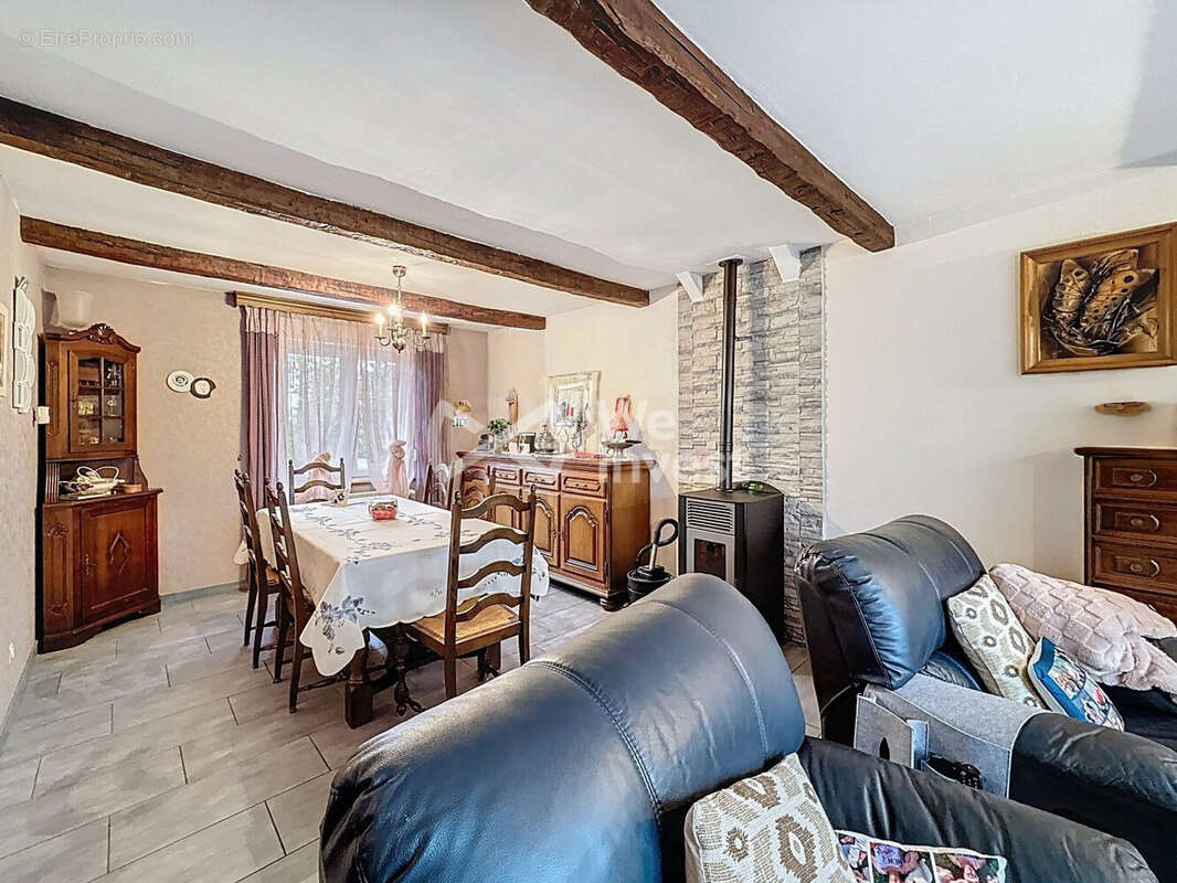 Maison à TRESSANGE