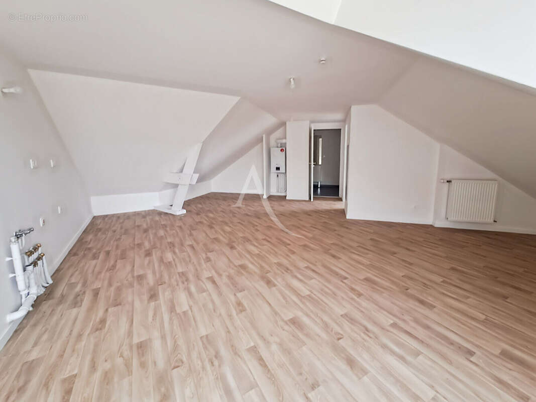 Appartement à SAINT-GERMAIN-LES-ARPAJON