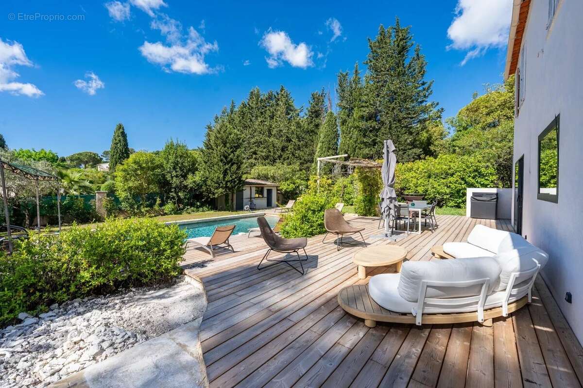Maison à MOUGINS
